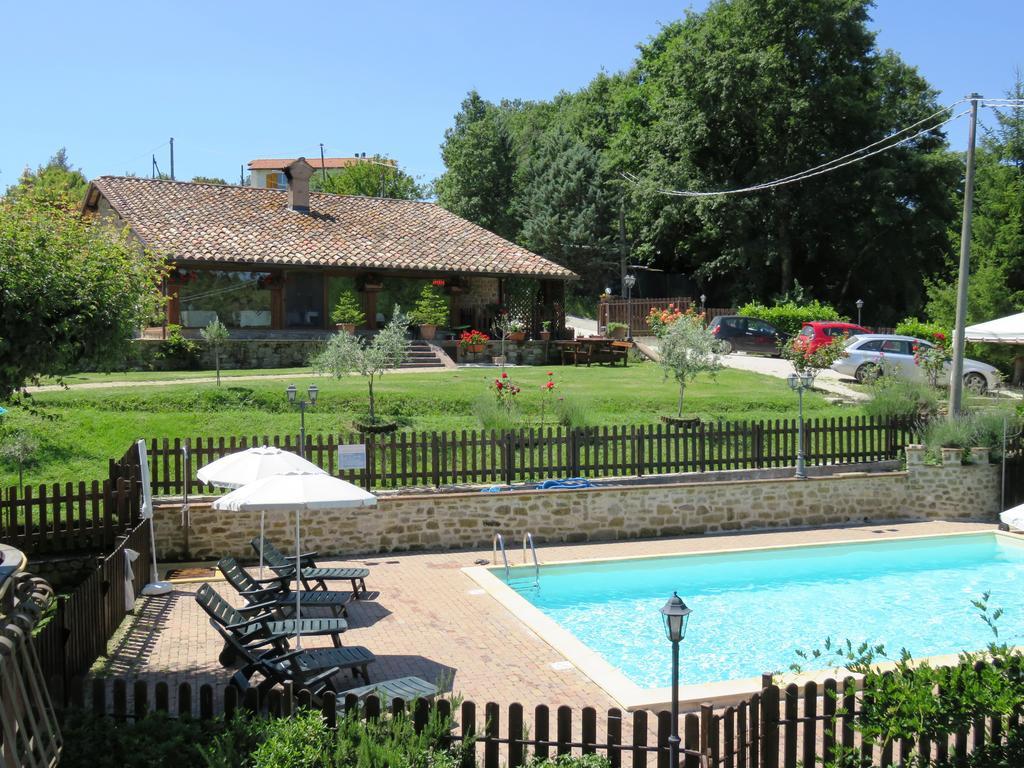 Agriturismo Ponte Di Riocchio Губбио Экстерьер фото
